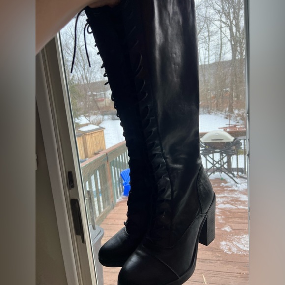 Stevie Nicks witchy style lace up boots - Picture 2 of 3